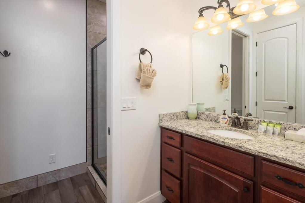 Luxury Downtown Rental - La Dolce Vita Villa #3 Moab Ngoại thất bức ảnh