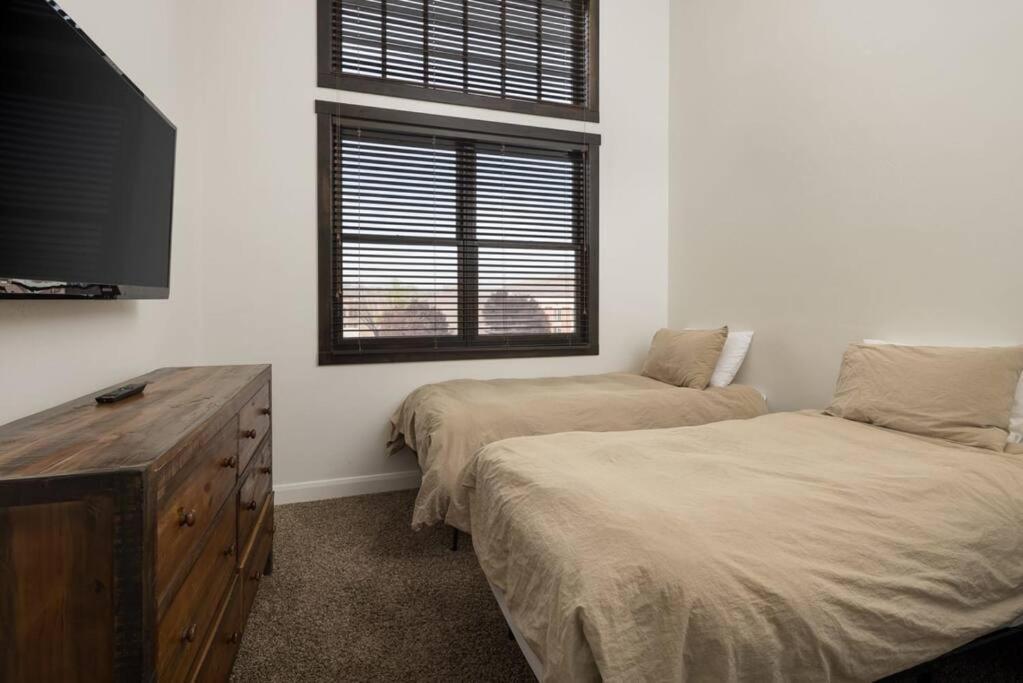 Luxury Downtown Rental - La Dolce Vita Villa #3 Moab Ngoại thất bức ảnh