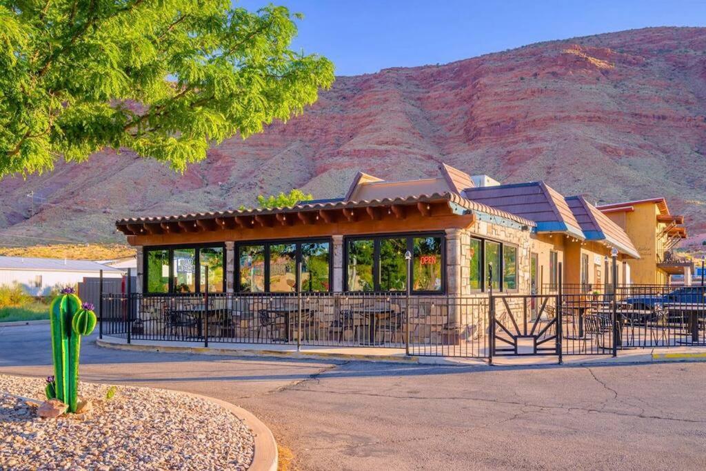 Luxury Downtown Rental - La Dolce Vita Villa #3 Moab Ngoại thất bức ảnh